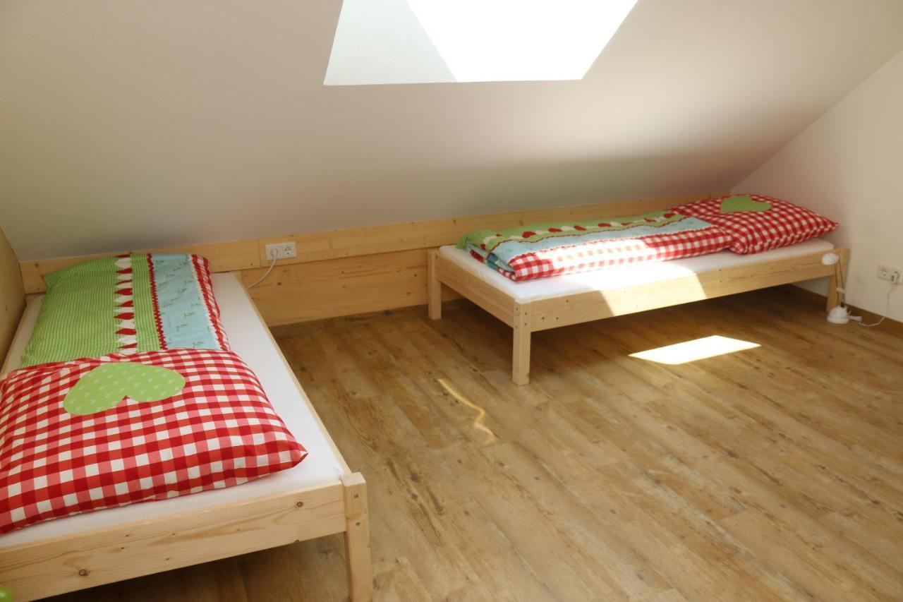 Baumkrone Im Happy Allgaeu - 2-Stoeckige Wohnung Mit Wohnnetz Leutkirch im Allgäu Exterior foto